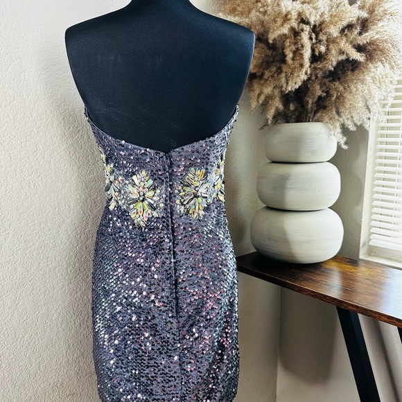 Night Moves by Allure sequin mini dress NWT - Picture 5 of 5